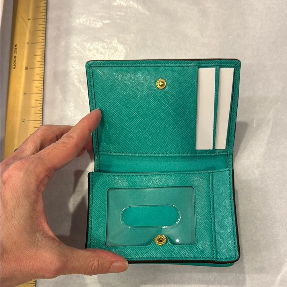 Coach Green Saffino leather ID Wallet - Picture 2 of 5